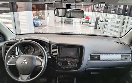 Mitsubishi Outlander III рестайлинг 3, 2013 год, 1 391 000 рублей, 17 фотография