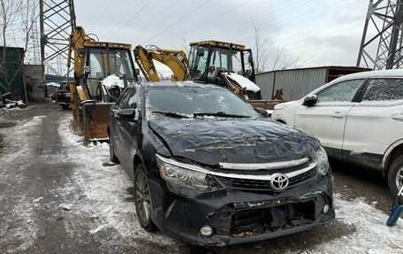 Toyota Camry, 2016 год, 1 570 000 рублей, 3 фотография