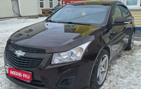 Chevrolet Cruze II, 2013 год, 850 000 рублей, 4 фотография