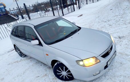 Mazda 323, 2001 год, 399 000 рублей, 11 фотография