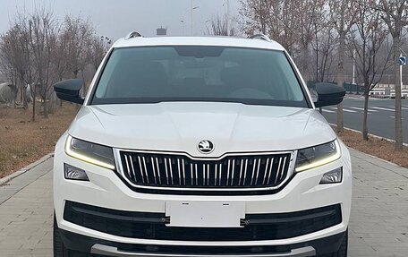 Skoda Kodiaq I, 2021 год, 2 950 000 рублей, 2 фотография