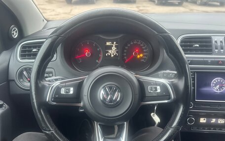 Volkswagen Polo VI (EU Market), 2018 год, 1 420 000 рублей, 2 фотография