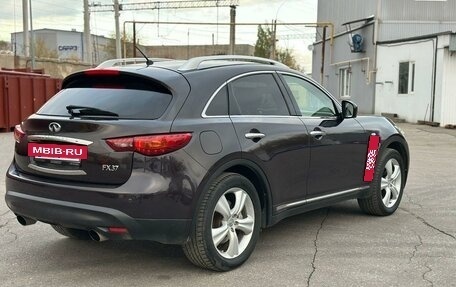 Infiniti FX II, 2011 год, 2 349 000 рублей, 3 фотография