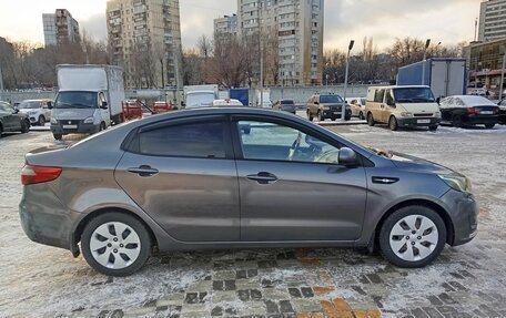 KIA Rio III рестайлинг, 2014 год, 650 000 рублей, 2 фотография