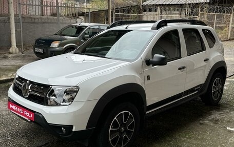 Renault Duster I рестайлинг, 2017 год, 1 600 000 рублей, 2 фотография