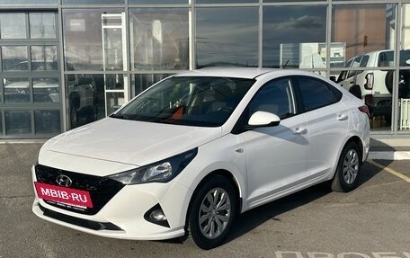 Hyundai Solaris II рестайлинг, 2021 год, 1 750 000 рублей, 13 фотография