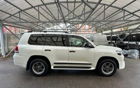 Toyota Land Cruiser 200, 2016 год, 5 199 000 рублей, 4 фотография