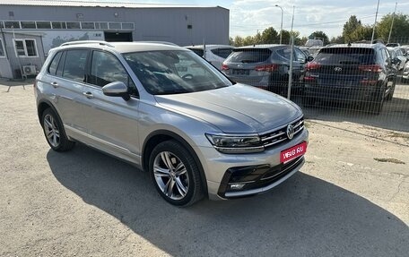 Volkswagen Tiguan II, 2019 год, 3 700 000 рублей, 1 фотография