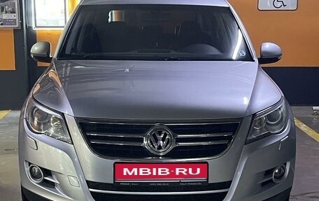 Volkswagen Tiguan I, 2010 год, 1 230 000 рублей, 1 фотография