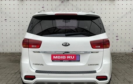 KIA Carnival III, 2019 год, 3 150 000 рублей, 7 фотография