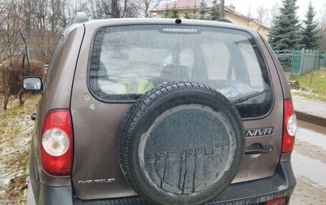 Chevrolet Niva I рестайлинг, 2013 год, 600 000 рублей, 9 фотография