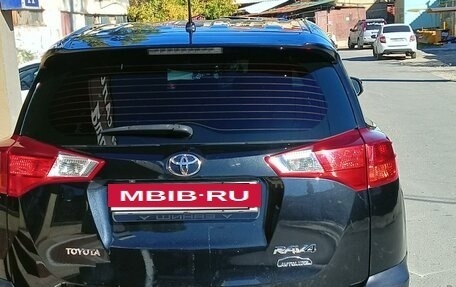 Toyota RAV4, 2015 год, 2 100 000 рублей, 7 фотография