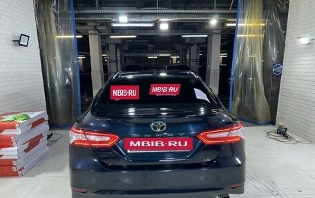 Toyota Camry, 2018 год, 3 450 000 рублей, 7 фотография