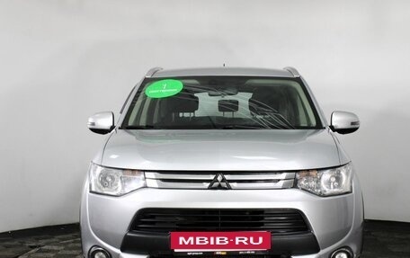 Mitsubishi Outlander III рестайлинг 3, 2014 год, 1 499 000 рублей, 2 фотография