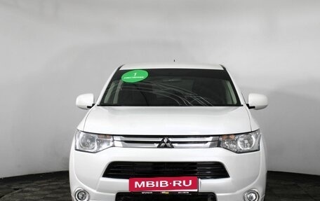 Mitsubishi Outlander III рестайлинг 3, 2014 год, 1 580 000 рублей, 2 фотография