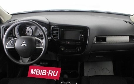 Mitsubishi Outlander III рестайлинг 3, 2014 год, 1 580 000 рублей, 11 фотография