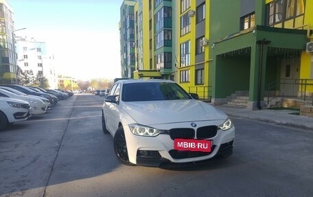 BMW 3 серия, 2012 год, 2 050 000 рублей, 2 фотография