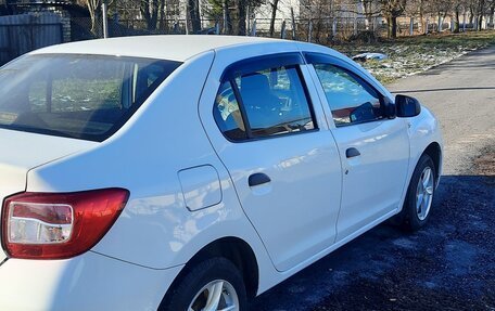 Renault Logan II, 2015 год, 750 000 рублей, 12 фотография