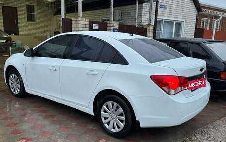 Chevrolet Cruze II, 2011 год, 850 000 рублей, 5 фотография