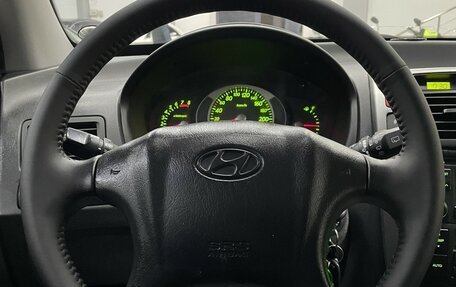 Hyundai Tucson III, 2008 год, 977 000 рублей, 21 фотография