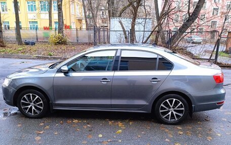 Volkswagen Jetta VI, 2014 год, 999 000 рублей, 8 фотография