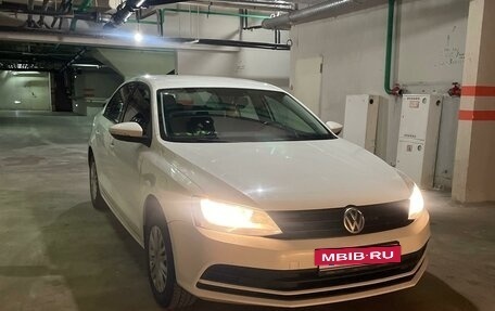 Volkswagen Jetta VI, 2017 год, 1 290 000 рублей, 4 фотография