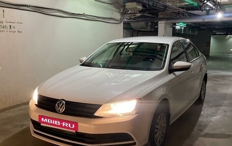 Volkswagen Jetta VI, 2017 год, 1 290 000 рублей, 3 фотография