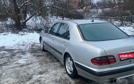 Mercedes-Benz E-Класс, 2000 год, 390 000 рублей, 7 фотография