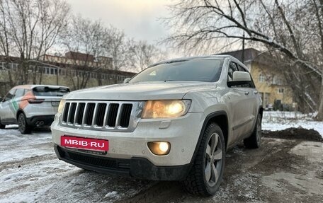 Jeep Grand Cherokee, 2012 год, 2 000 000 рублей, 3 фотография