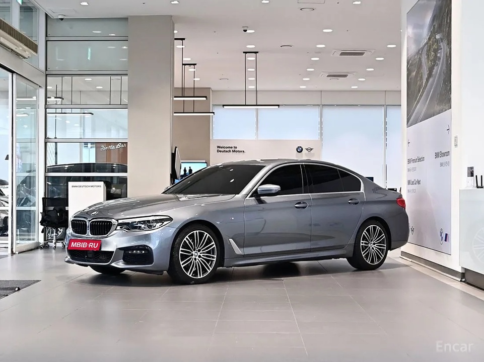 BMW 5 серия G30, 2020 год, 3 870 000 рублей, 1 фотография