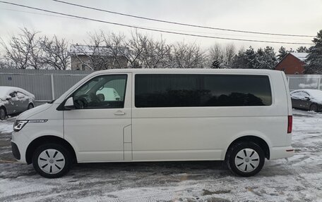 Volkswagen Caravelle T6 рестайлинг, 2021 год, 7 500 000 рублей, 4 фотография