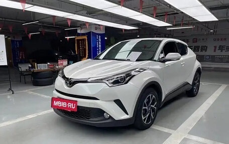 Toyota C-HR I рестайлинг, 2021 год, 2 175 000 рублей, 1 фотография