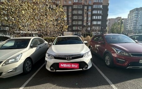 Toyota Camry, 2015 год, 2 000 000 рублей, 2 фотография