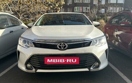 Toyota Camry, 2015 год, 2 000 000 рублей, 14 фотография