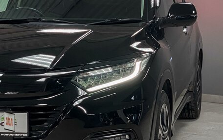 Honda Vezel, 2019 год, 2 390 000 рублей, 5 фотография