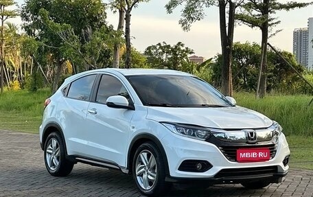 Honda Vezel, 2021 год, 1 790 000 рублей, 1 фотография