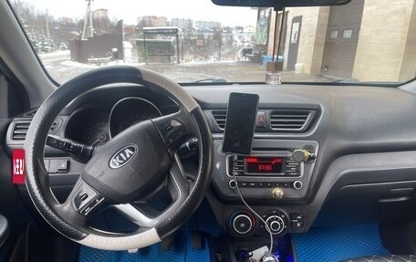 KIA Rio III рестайлинг, 2013 год, 580 000 рублей, 8 фотография