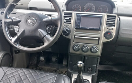 Nissan X-Trail, 2005 год, 700 000 рублей, 3 фотография