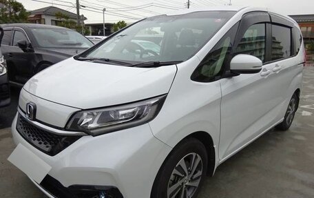 Honda Freed II, 2021 год, 1 310 000 рублей, 3 фотография