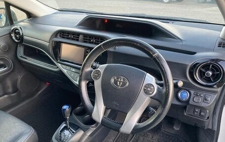 Toyota Aqua I, 2016 год, 1 092 000 рублей, 14 фотография