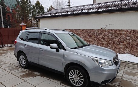 Subaru Forester, 2014 год, 1 900 000 рублей, 2 фотография