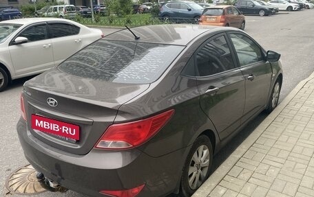 Hyundai Solaris II рестайлинг, 2016 год, 1 050 000 рублей, 3 фотография