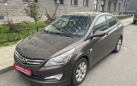 Hyundai Solaris II рестайлинг, 2016 год, 1 050 000 рублей, 2 фотография