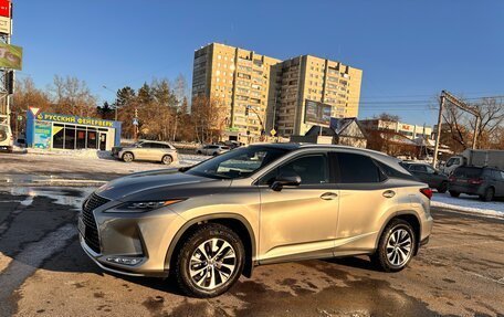 Lexus RX IV рестайлинг, 2021 год, 6 200 000 рублей, 4 фотография