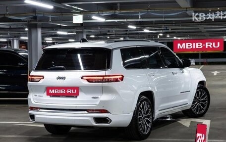 Jeep Grand Cherokee, 2023 год, 9 500 000 рублей, 3 фотография