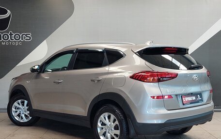 Hyundai Tucson III, 2019 год, 2 410 000 рублей, 8 фотография