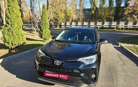 Toyota RAV4, 2017 год, 2 800 000 рублей, 7 фотография