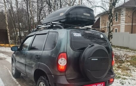 Chevrolet Niva I рестайлинг, 2010 год, 360 000 рублей, 3 фотография