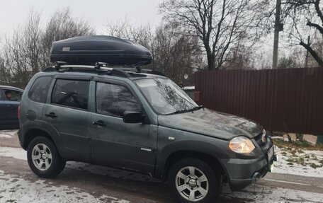 Chevrolet Niva I рестайлинг, 2010 год, 360 000 рублей, 5 фотография