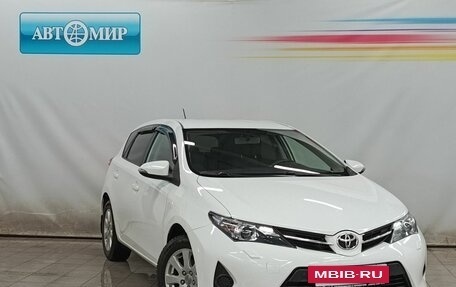 Toyota Auris II, 2013 год, 995 000 рублей, 3 фотография